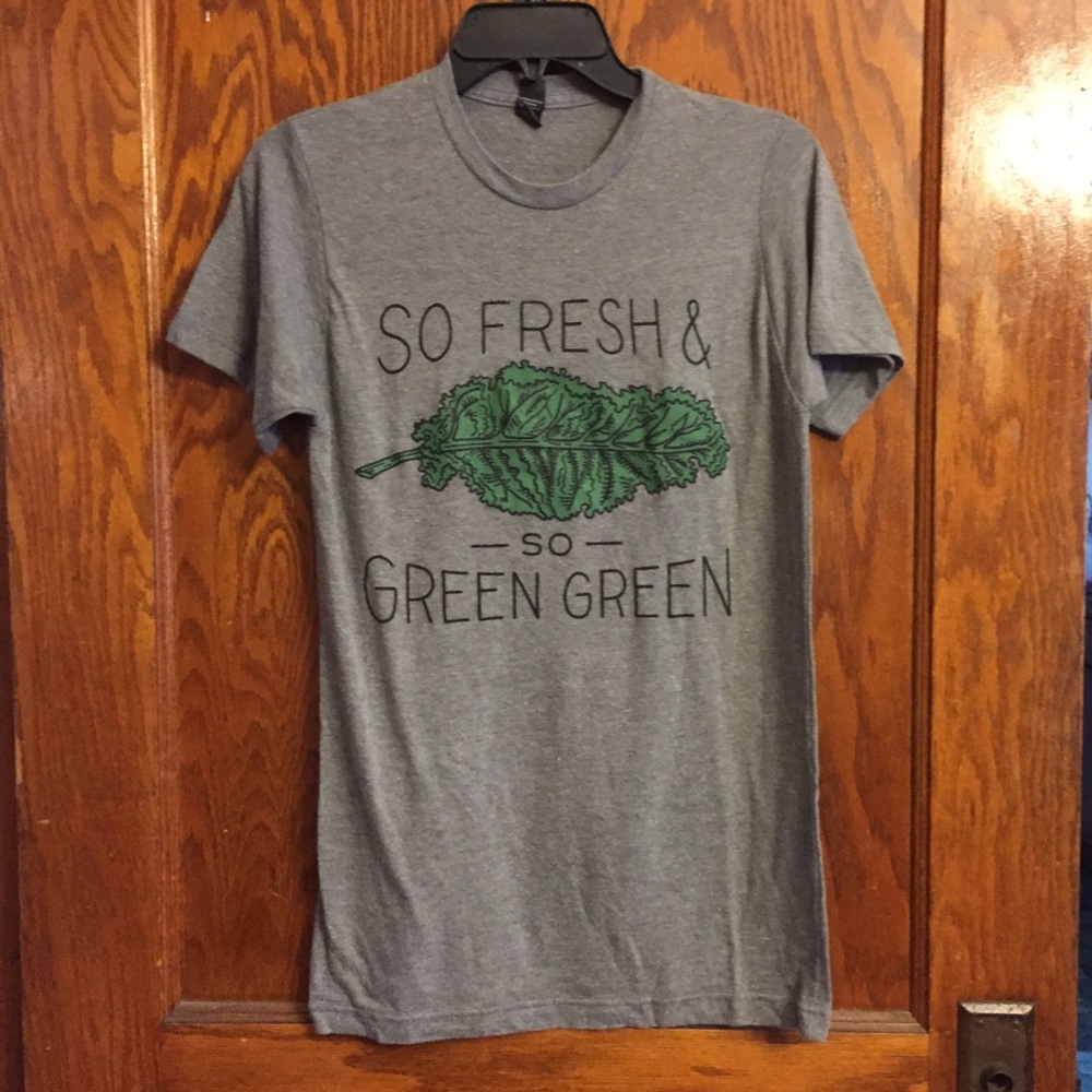 So Fresh & So Green Tee size small